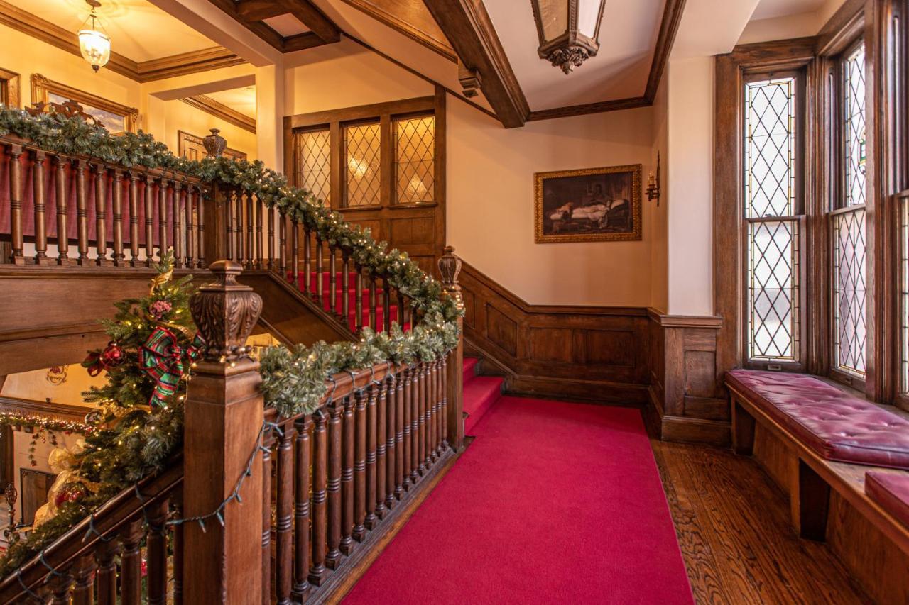 Bed & Breakfast Frederick Stearns House Historic Detroit
