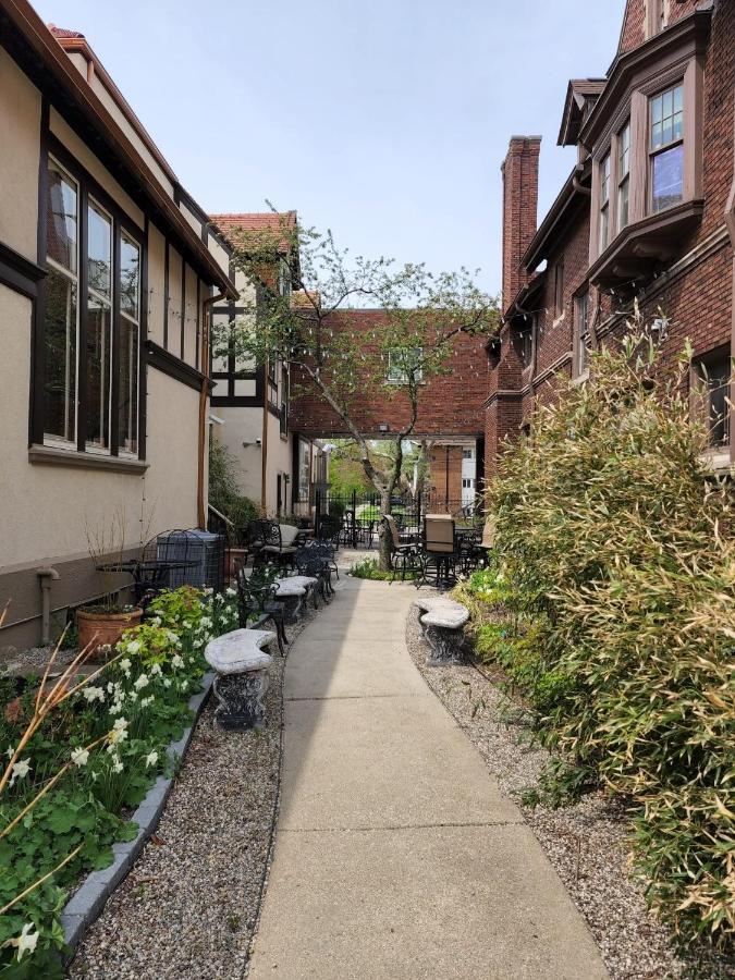Frederick Stearns House Historic Bed & Breakfast Detroit