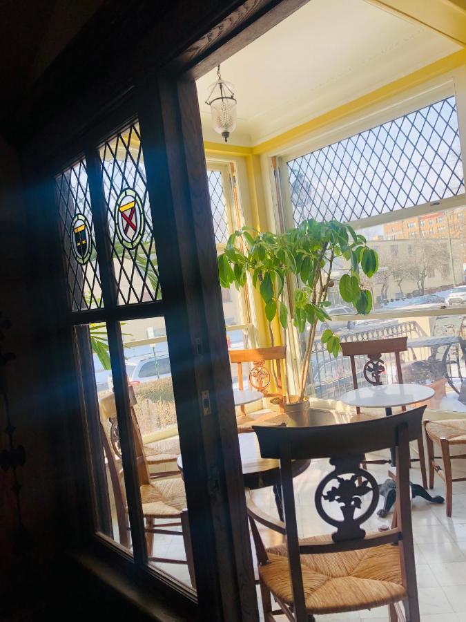 Frederick Stearns House Historic Bed & Breakfast Detroit
