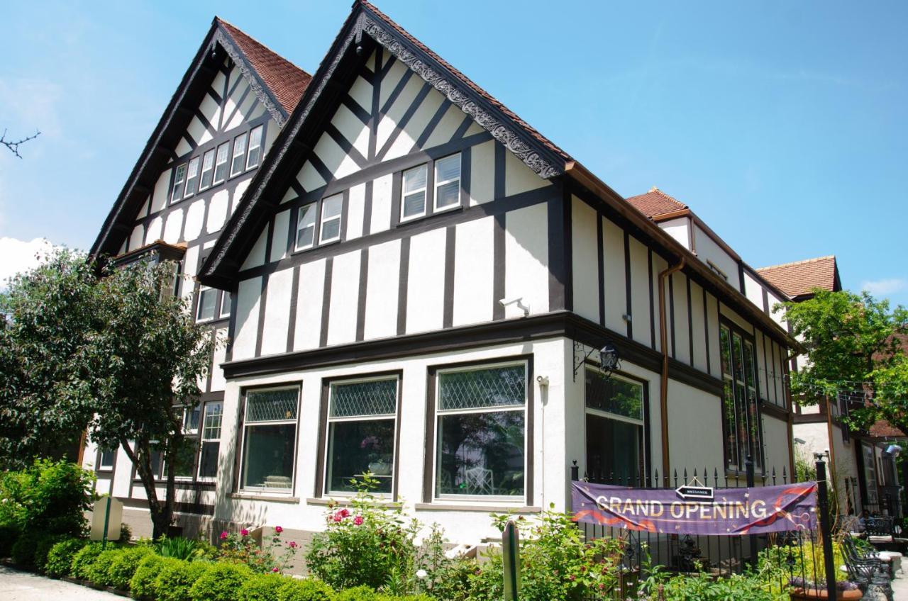 Bed & Breakfast Frederick Stearns House Historic Detroit